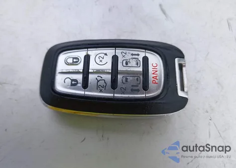 2020 Chrysler Voyager Lxi из США, поврежденный, VIN 2C4RC1DG1LR264995